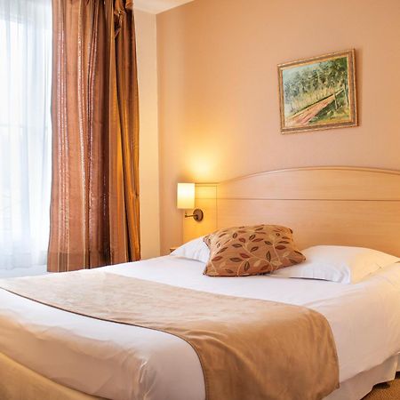 Brit Hotel Châteaudun Zewnętrze zdjęcie